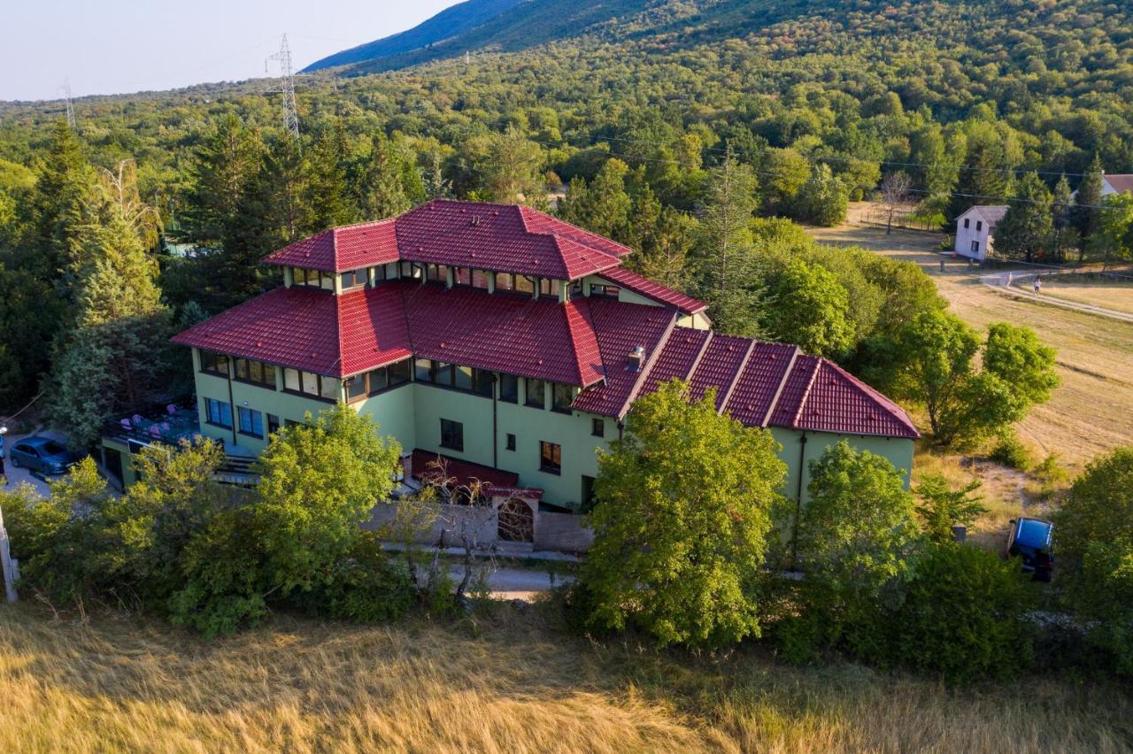 Holiday Resort Zlatni Dol Mostar Goranci Екстер'єр фото